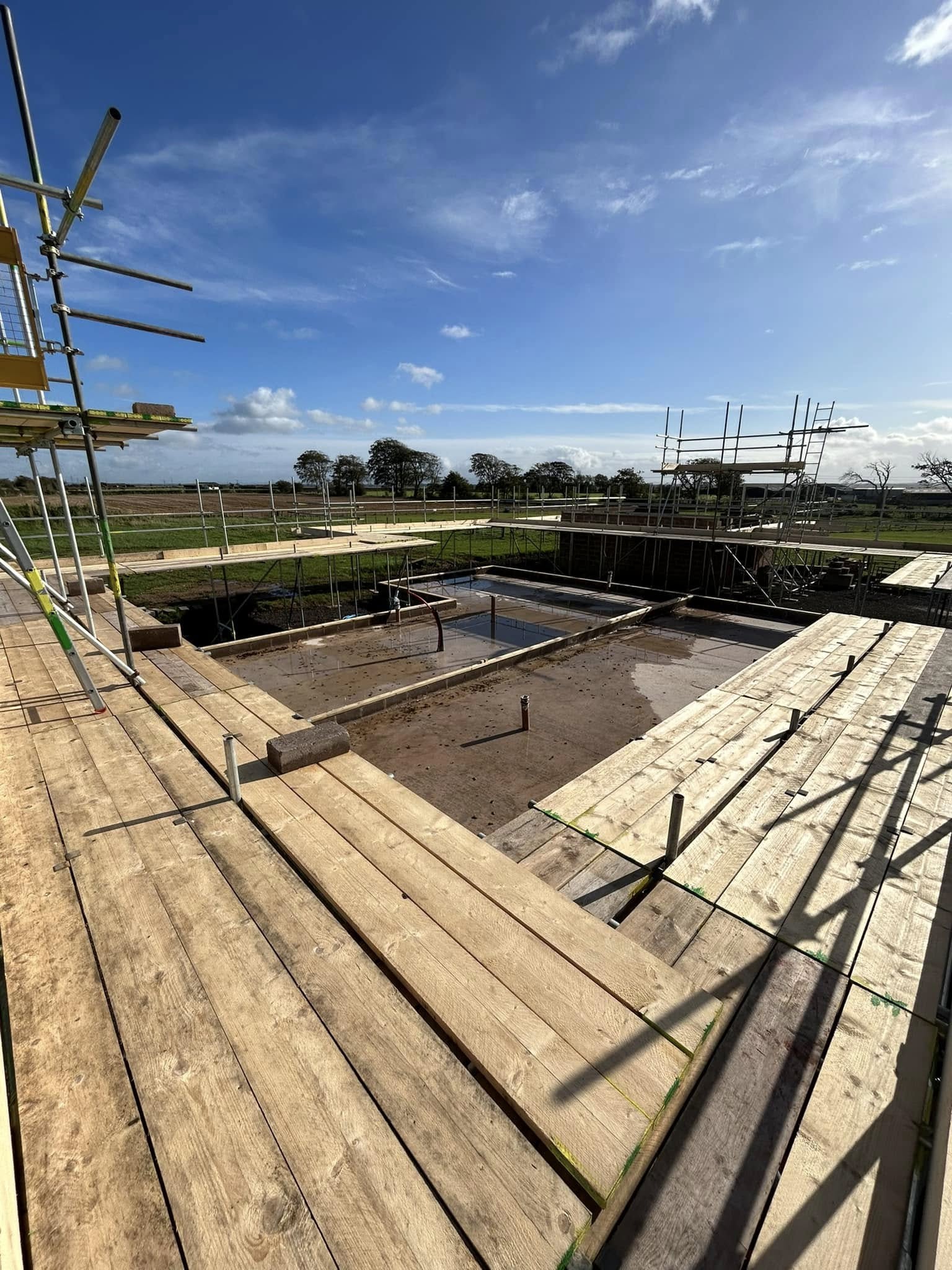 Commercial scaffolding project